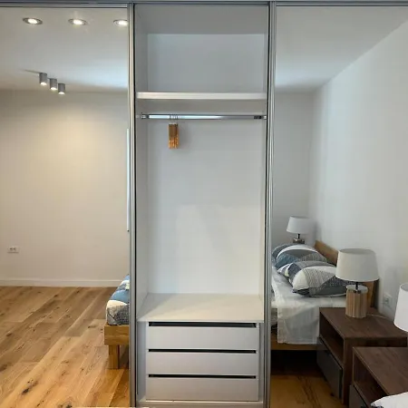 Apartamento Elegant City Retreat