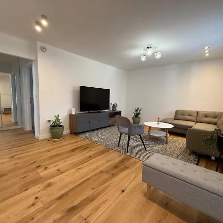 Apartamento Elegant City Retreat *